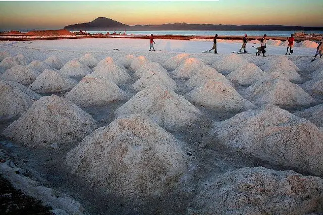 Danakil Depression – Dallol, Lake Afdera & Alalobad Tour